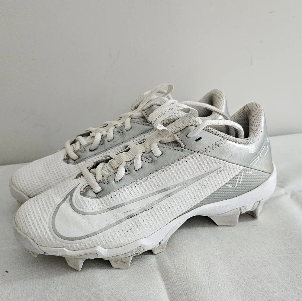 NIKE Phantom White & Gray Youth Sports Cleats, Shoes